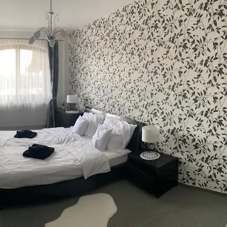Apartment Cosy In An Excellent Location *